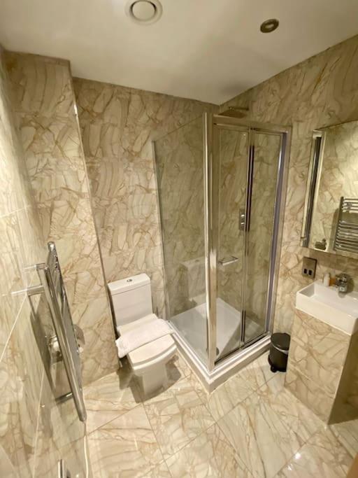 Victoria Street Apartment Sleeps 2 ลิเวอร์พูล ภายนอก รูปภาพ