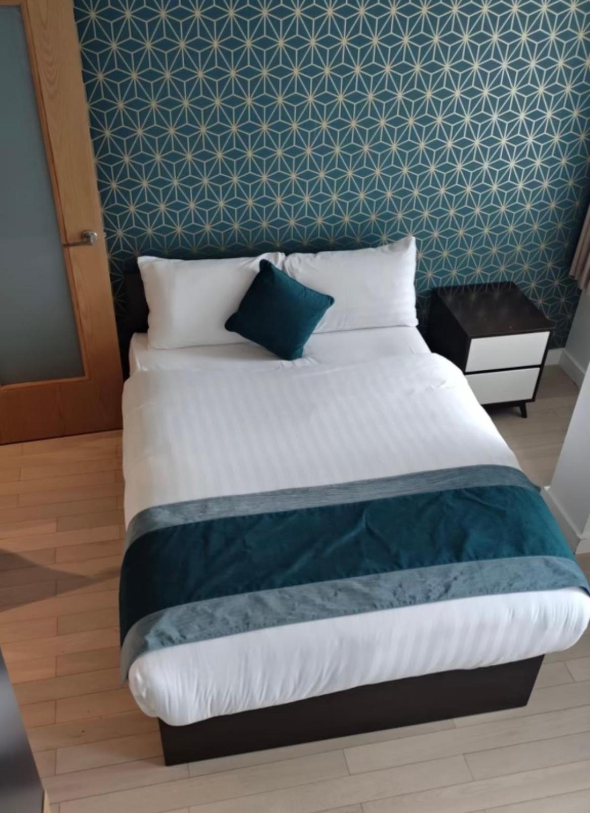 Victoria Street Apartment Sleeps 2 ลิเวอร์พูล ภายนอก รูปภาพ